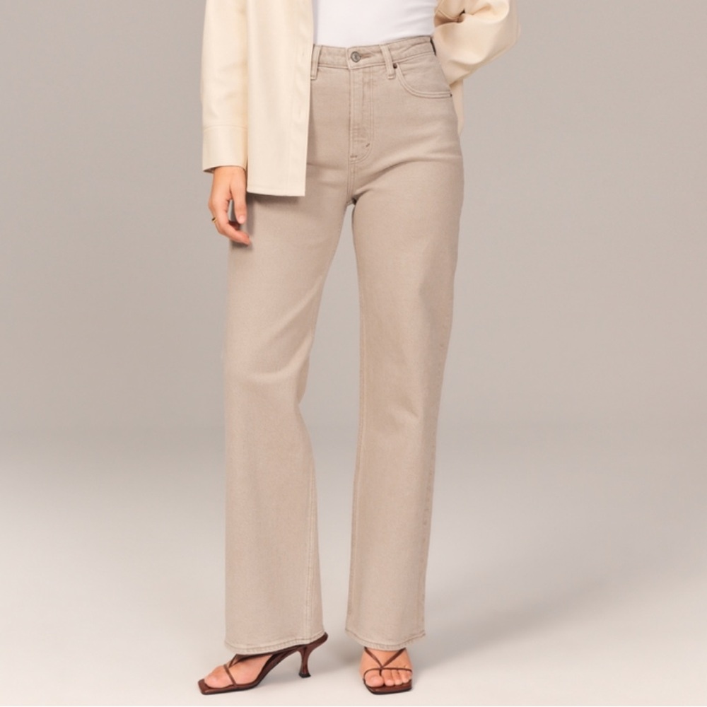 Abercrombie & Fitch Curve Love High Rise 90s Relaxed Jean - Picture 4 of 6